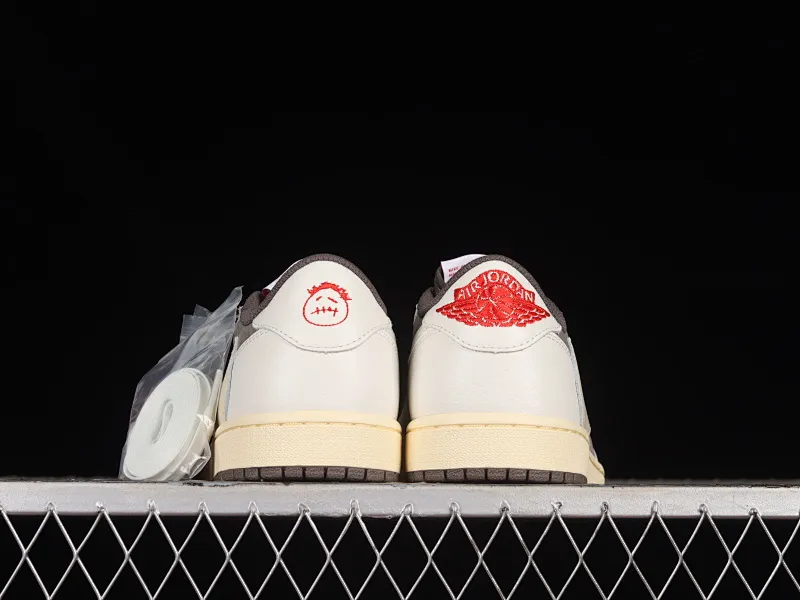 All categories Air Jordan Jordan series basketball shoes Air Jordan 1 Low LJR version Travis Scott x Air Jordan 1 Low OG AJ1 Joe 1 joint overhead hook DM7866-162